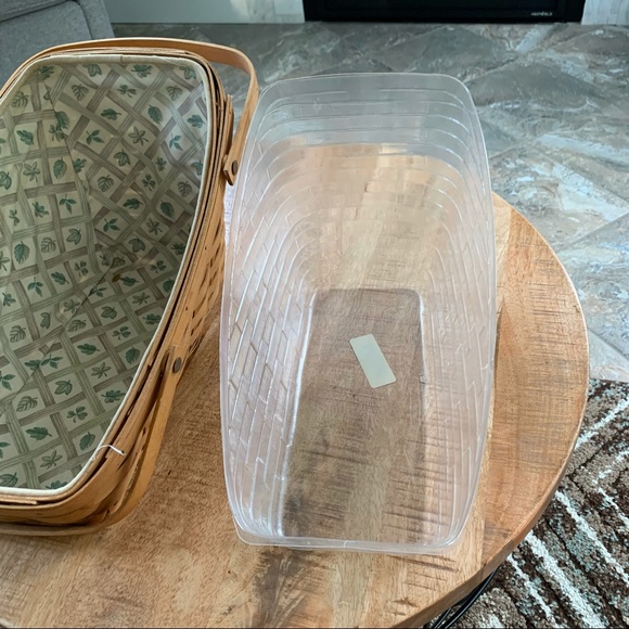 Longaberger Basket - Picture 15 of 15